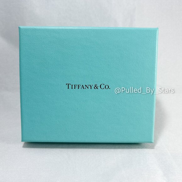 TIFFANY & CO. Classic Robins Egg Blue Jewelry Box (Approx. 4" x 4" x 1.3") - Picture 3 of 15